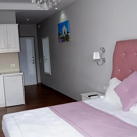 Flower Apartment Sarande