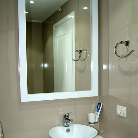 Apartament Flower Saranda