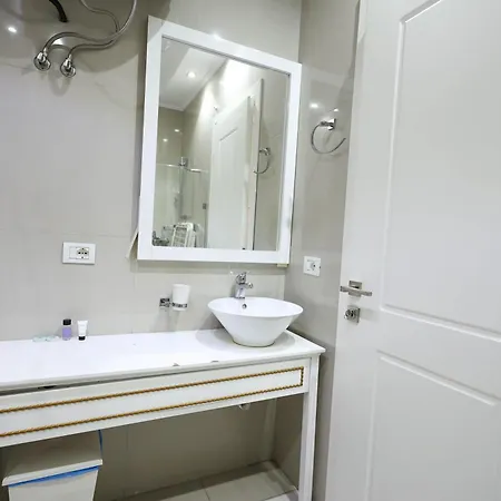 Flower Apartamento Sarandë